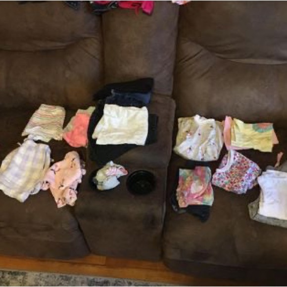 Kids, shoes and clothing - Picture 8 of 16